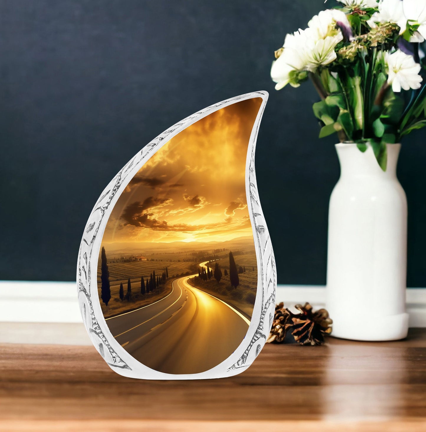 Sunset Boulevard large urn for human ashes, suitable for adult man, a dignified option for funeral urns