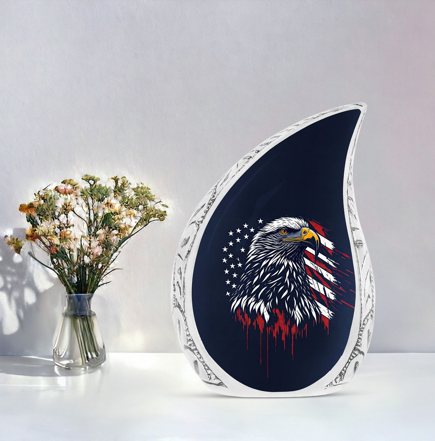 Large Stars and Stripes cremation urn for adult female ashes, suitable for burial and funeral decorations